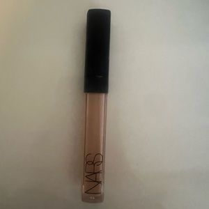 COPY - nars creamy radiant concealer